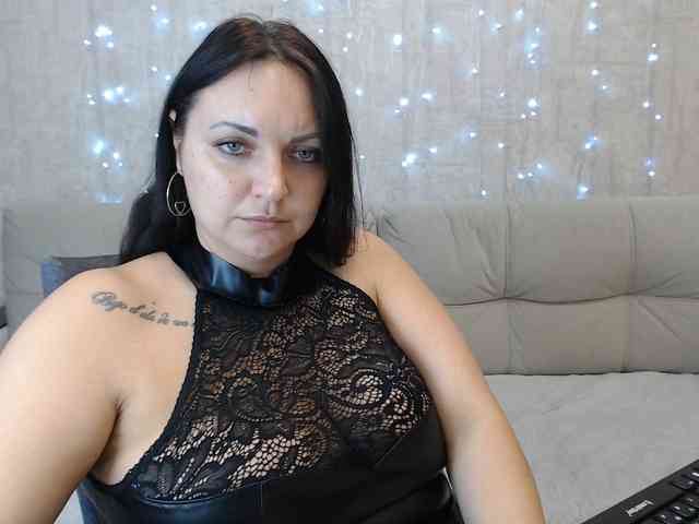 JenniferTheChic webcam