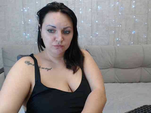 JenniferTheChic webcam