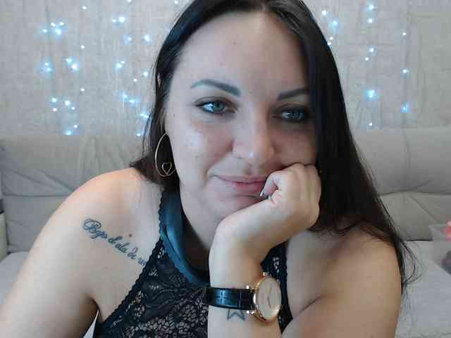 JenniferTheChic webcam