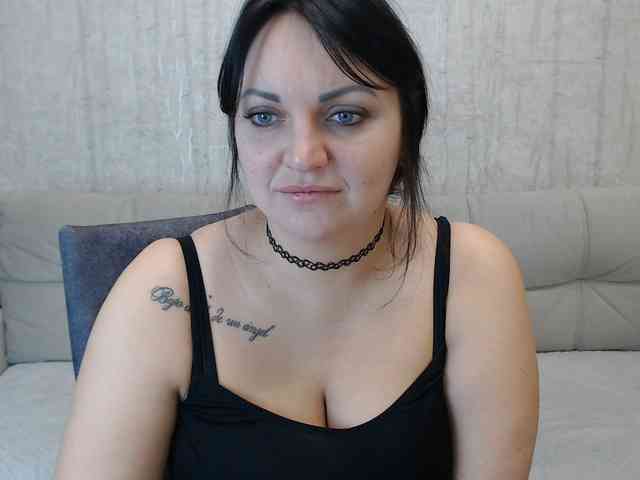 JenniferTheChic webcam