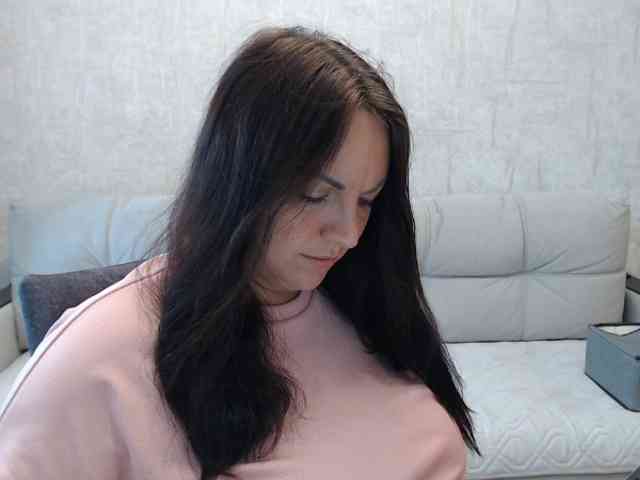AngelinaCute AngelinaCute