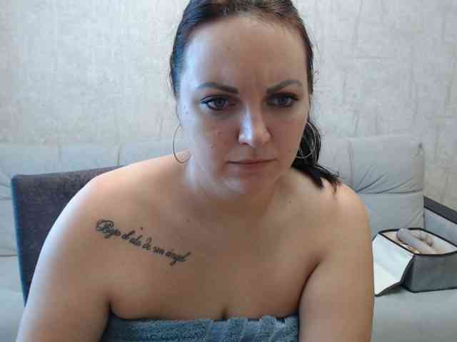 JenniferTheChic webcam