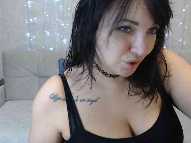 JenniferTheChic webcam