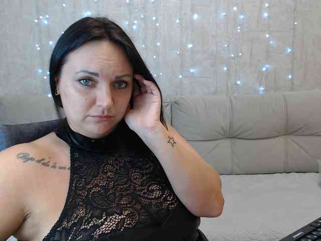 JenniferTheChic webcam