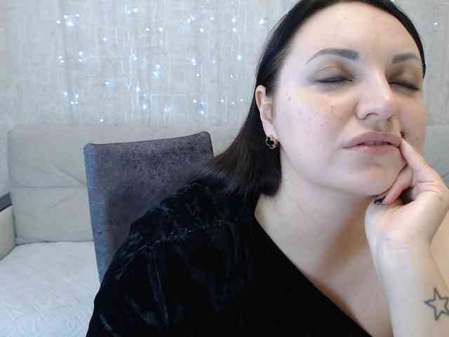 JenniferTheChic webcam