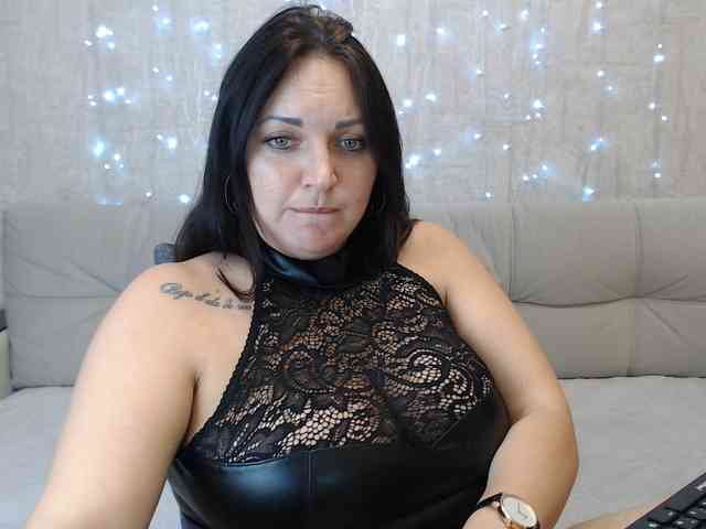 JenniferTheChic webcam
