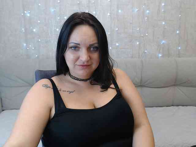 JenniferTheChic webcam