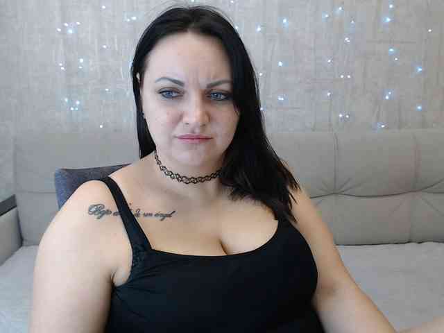 JenniferTheChic webcam