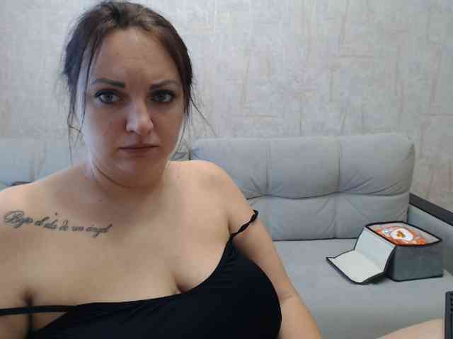 JenniferTheChic webcam