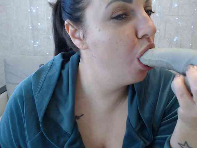 JenniferTheChic webcam