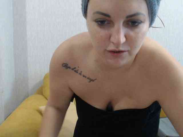 JenniferTheChic webcam
