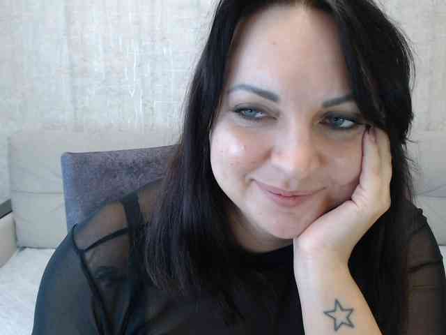 JenniferTheChic webcam