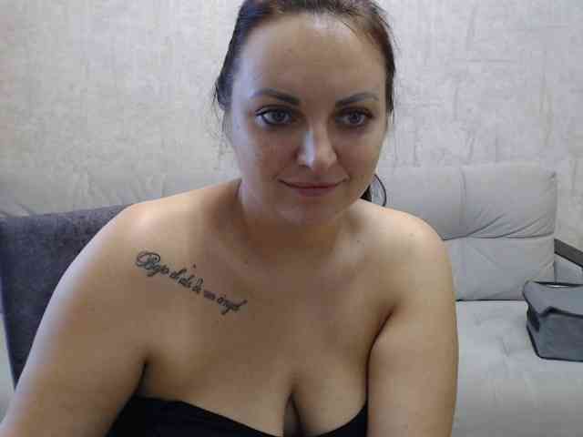 JenniferTheChic webcam