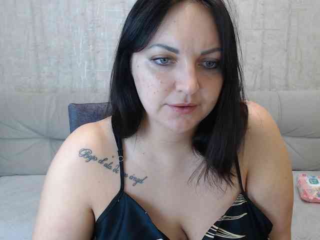 AngelinaCute AngelinaCute