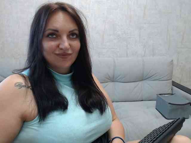 JenniferTheChic webcam