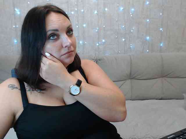 JenniferTheChic webcam