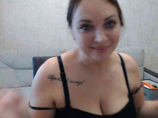 JenniferTheChic webcam