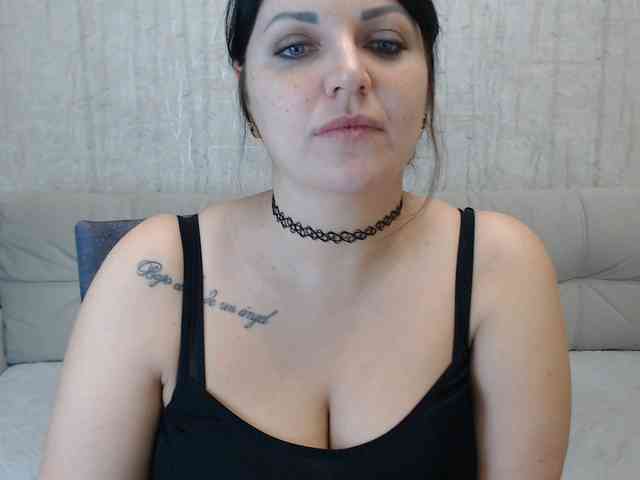 JenniferTheChic webcam