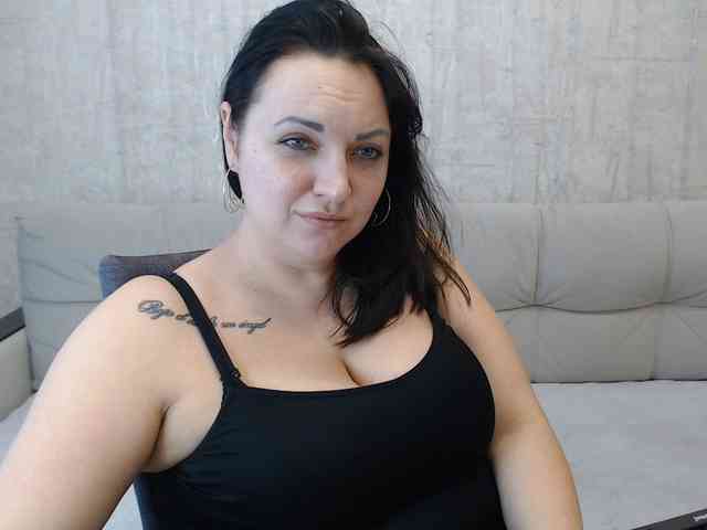 JenniferTheChic webcam