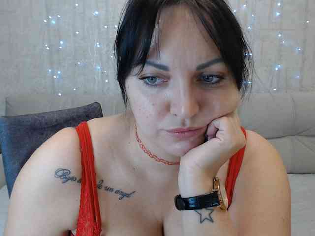 JenniferTheChic webcam