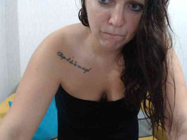 JenniferTheChic webcam