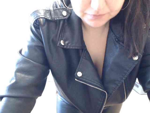 JenniferTheChic webcam