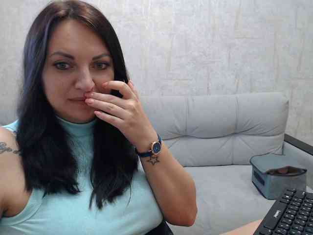 JenniferTheChic webcam