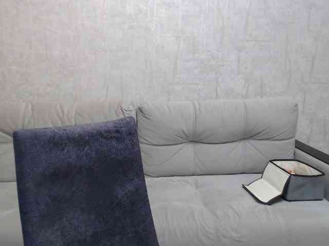 JenniferTheChic webcam