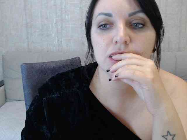 JenniferTheChic webcam