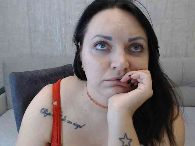 JenniferTheChic webcam