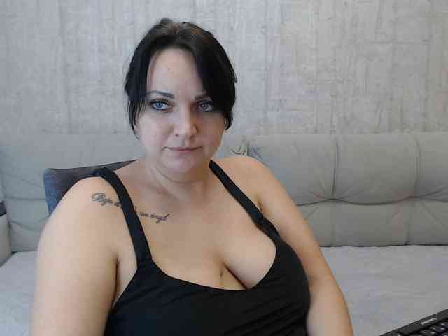 JenniferTheChic webcam