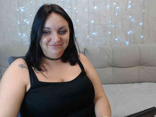 JenniferTheChic webcam