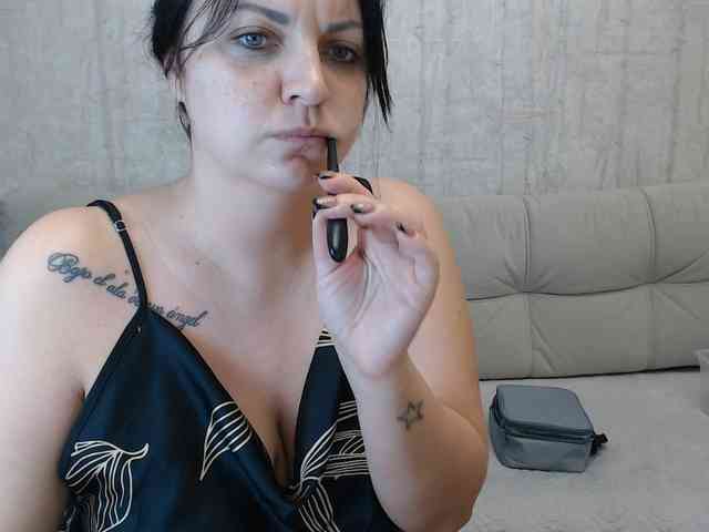 JenniferTheChic webcam