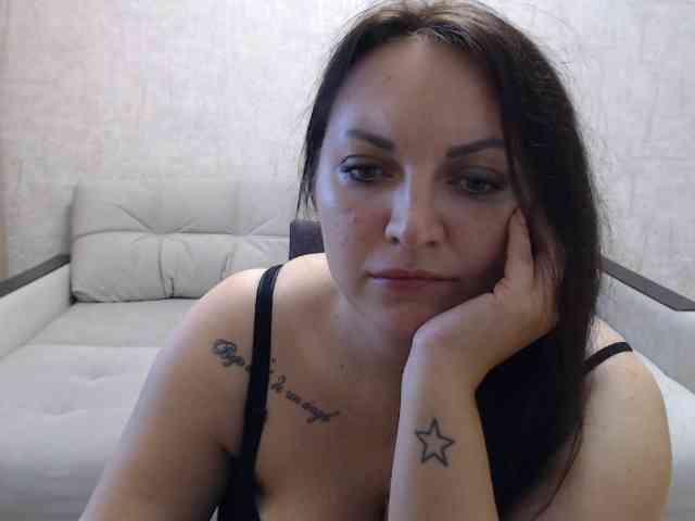 JenniferTheChic webcam