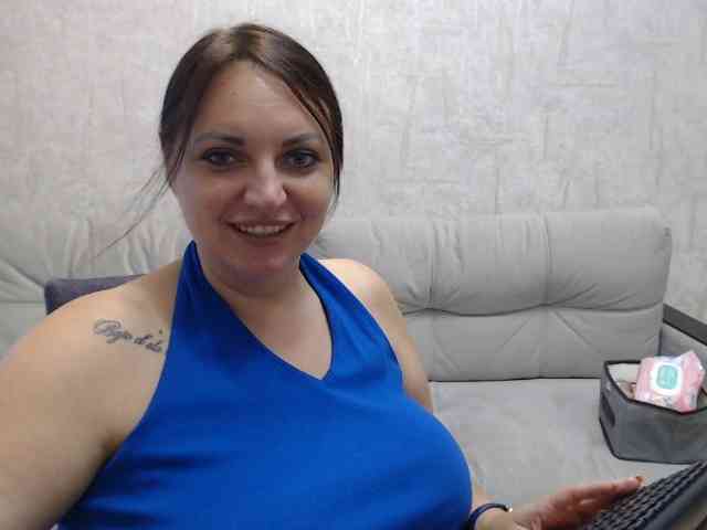 JenniferTheChic webcam