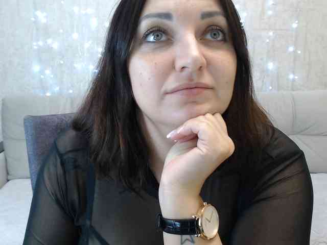 JenniferTheChic webcam