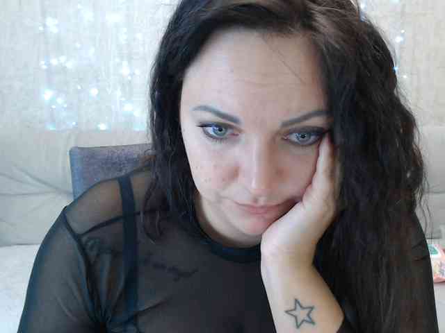 AngelinaCute AngelinaCute