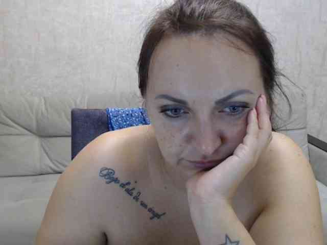 JenniferTheChic webcam