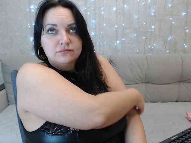 JenniferTheChic webcam