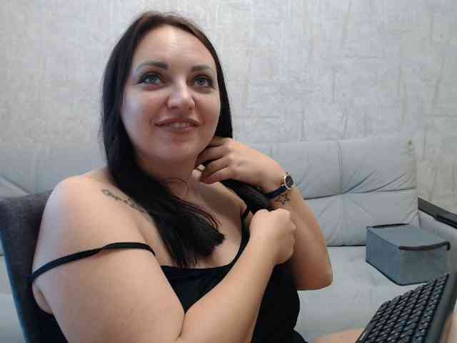 JenniferTheChic webcam