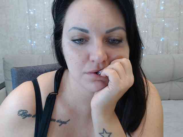 JenniferTheChic webcam