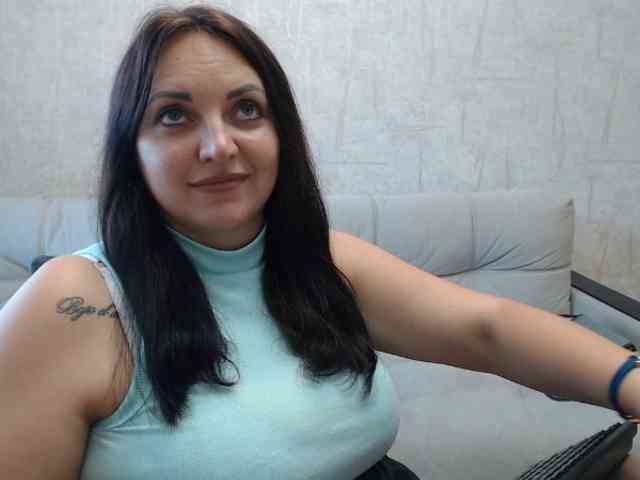 JenniferTheChic webcam