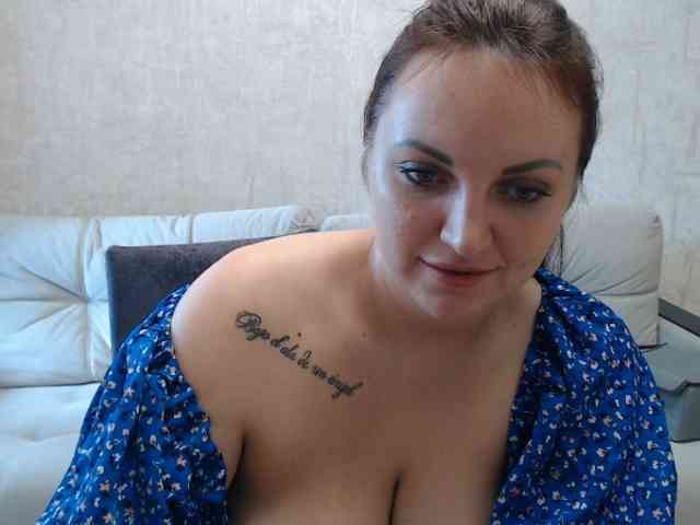 JenniferTheChic webcam