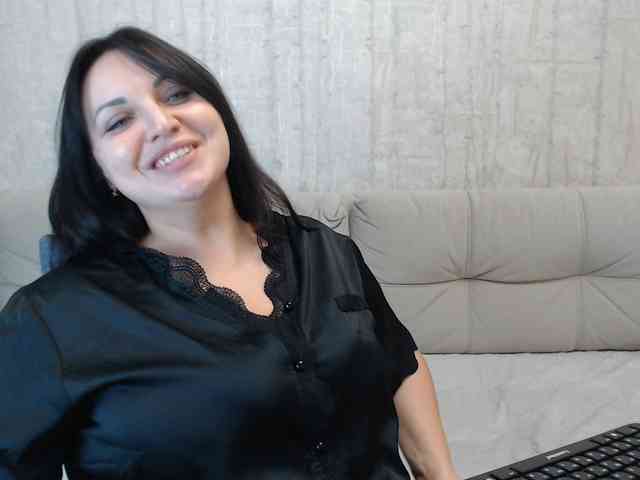 JenniferTheChic webcam