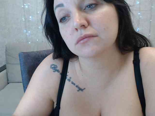 JenniferTheChic webcam