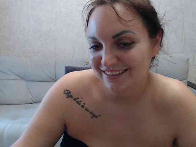 JenniferTheChic webcam