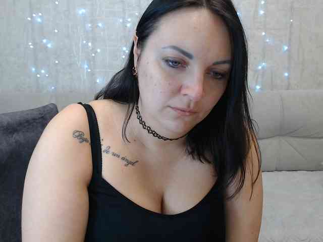 AngelinaCute AngelinaCute