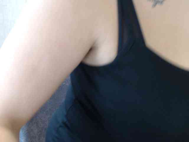 JenniferTheChic webcam