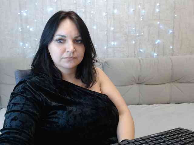 JenniferTheChic webcam