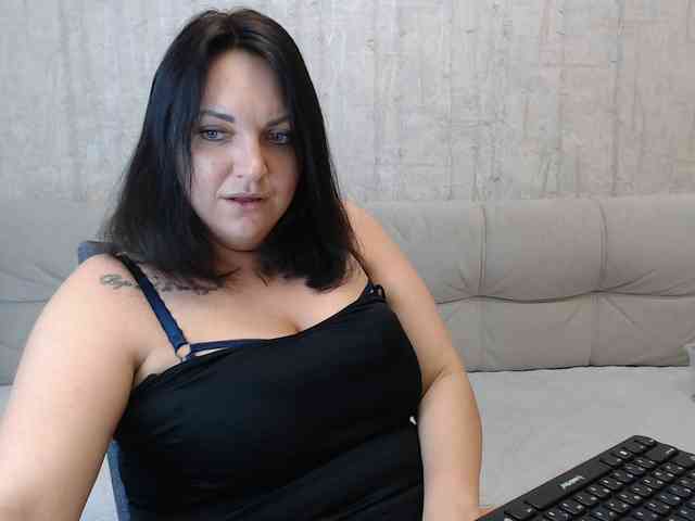 JenniferTheChic webcam